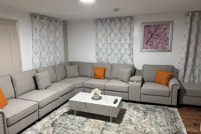 Image de Peaceful 3-bedroom apartment with Ac in charming Danvers