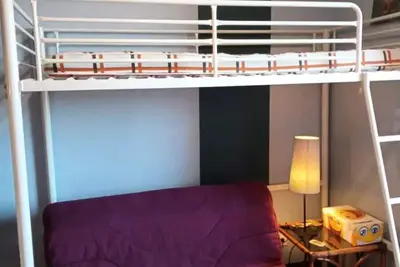 Image de studio à 50 m de la plage, idéal pour 2, avec parking  2NOUMÉA35