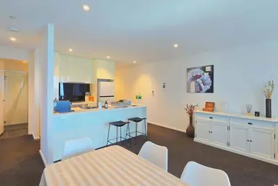 Image de Mhyl #High Rise | Comfort | 3br2b with 1 parking