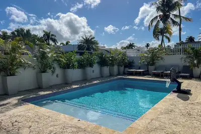 Image de Luxury Coastal Villa: Private Pool - Beach - Resort Style