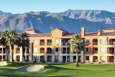 Image de Coachella 2026! Marriott Shadow Ridge Enclave- First Weekend