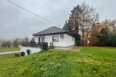 Image de Newly renovated vacation home right next to the forest and in the countryside