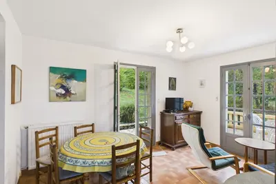 Image de Jolie vue sur la vallée pour 3 adultes / 2 enfants