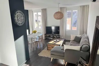 Image de Charming Sea-View Apartment in the Heart of the Old Village