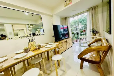 Image de 2 Bedroom Burnham Hill Condominium