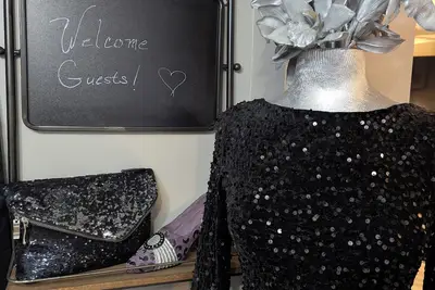 Image de Hillside Hottie! Downtown Corydon property with a hot tub and \"Hottie\" decor