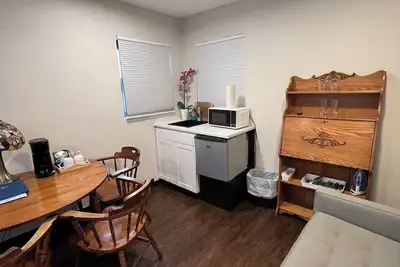 Image de Cute Cottage Located Near Diamond Mills and falls. Perfect for Hits and Skiiers.