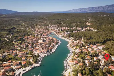 Image de Charmant appartement à Vrboska avec vue sur la mer.