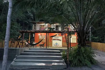 Image de Falésia House Cumuruxatiba - Beachfront house.