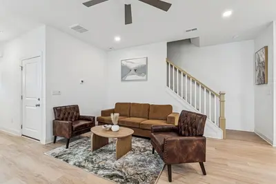 Image de Modern 4br Retreat w/ Master Suite