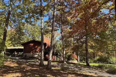 Image de Nature Meets Comfort — Spacious Kingston Home in Bluestone Forest