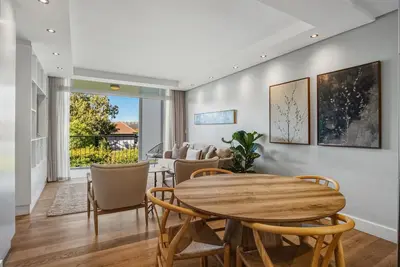 Thornibrae Green Point 2-Bed Apartment with Pool