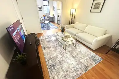 Image de Peaceful & Bright 2br in Cobble Hill