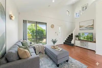 Image de 5 Min to Station Modern 2br Townhouse Parking