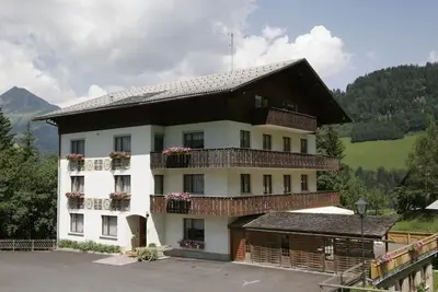 Image de Large vacation apartment - Haus Küng