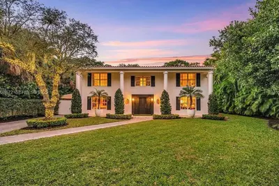 Image de Luxury Estate Refined Interiors - Design District - Miami Beach - Brickell