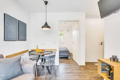 Image de Bel appartement pour 4 personnes avec bain à remous, piscine, Wifi, Tv, terrasse et animaux admis