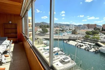 Image de Appartement pour 4 près de la plage