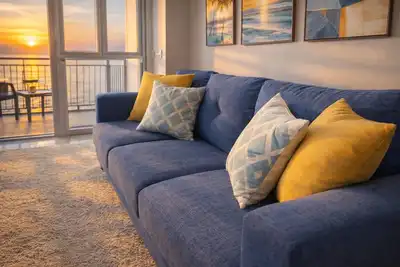 Image de 3br Bayfront Home • Panoramic View near Solaire