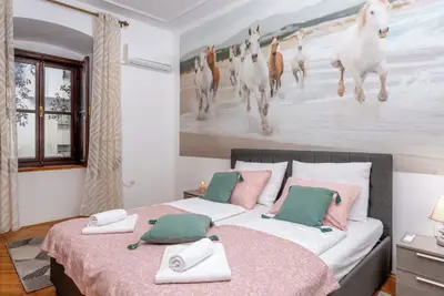 Image de Cozy 1-bedroom condo in centrally-located Rijeka with Ac