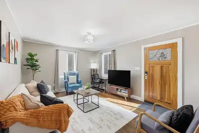 Image de Charming Raleigh Retro House: King Bed, Pet Friendly, Near Downtown & WakeMed