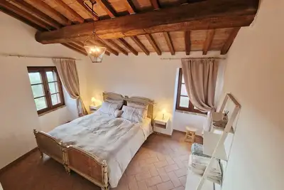 Image de Tower of Time. Period residence in a tower from the 1400s. Nature, quiet and art