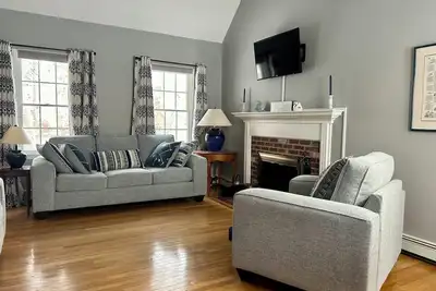 Charming Cape Retreat with Deeded Pond Access