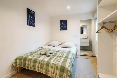 Image de Grande maison idéale pour groupes ou famille! ! 13 personnes proche de Lille