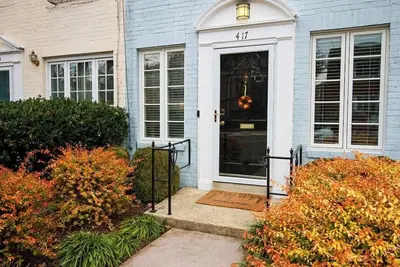 Image de The Gibbon House of Old Town Alx