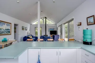 Image de Serene Family Rye Surf Beach Escape with garden: golf & pet friendly