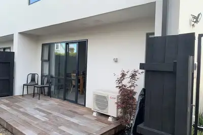 Image de 2 Bedroom Townhouse with Wolfbrook Arena on the doorstep!