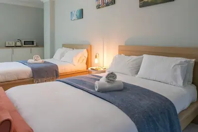 Image de Finchley Road Studios by PrimeCityHosts - S3