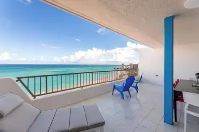 Image de Casalin a beachfront penthouse with panoramic beachfront epic views
