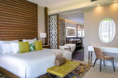 Image de 5-Diamond Ocean Resort 2 Bdr Deluxe Suite Cancun!