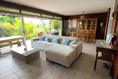 Image de 4-bedroom Tahitian Villa in Punaauia