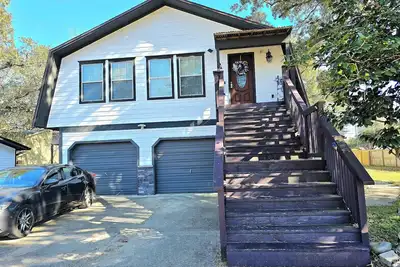 Image de Salt & Sunshine Family Cottage - Boats & RVs welcome!