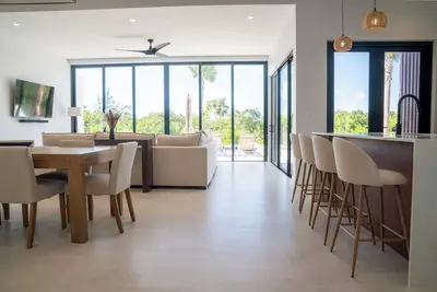 Image de New! MaraVilla in Grace Bay, Family-Friendly, Spacious brand New Villa with 3-Br