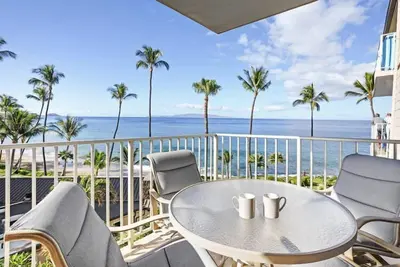 Image de Kamaole Nalu 503 - Lanai Oceanfront * Updated * A/C * Easy Access to Beach