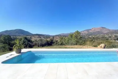 Image de Appartement avec piscine