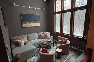 Image de Cozy Pico~Ski Condo, Fireplace, Loft, High Ceilings