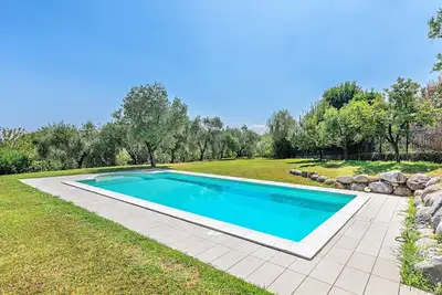 Villa Elisa with pool