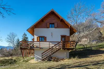 Image de Chalet le Saint-Apo sur les hauteurs du Lac de Serre-Ponçon
