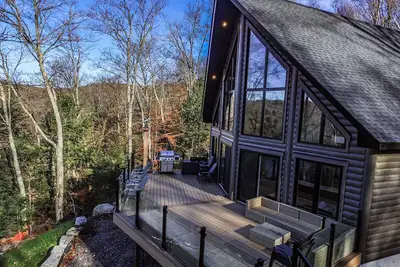 Image de Luxury Waterfront cottage hidden in the nature