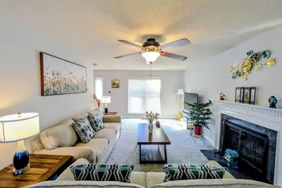 Image de Spacious 3br/2. 5ba House near Rtp, Rdu & Downtown Cary