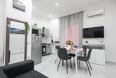 Image de Cozy apartment in the heart of Naples.