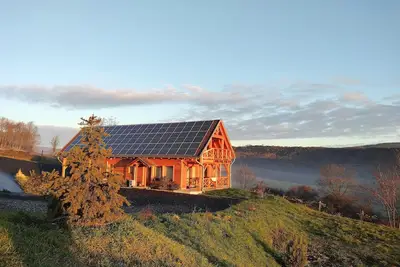 Image de Wooden house in the middle of nature with a wonderful panorama, secluded location near Budapest