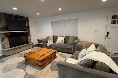 Image de Newly Renovated Cozy & Chic 3-bedroom house near Lake Wallenpaupack