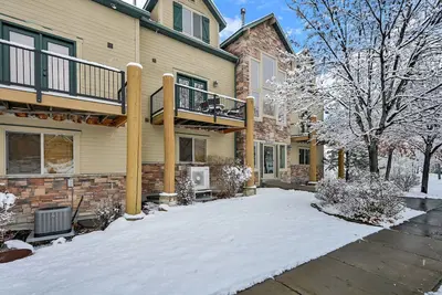 Image de Luxury Eden Condo with Pool & Hot Tub Retreat