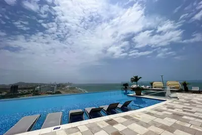Image de Elessa | Oceanfront Condo w/ Infinity Pool, Balcony & Resort Amenities