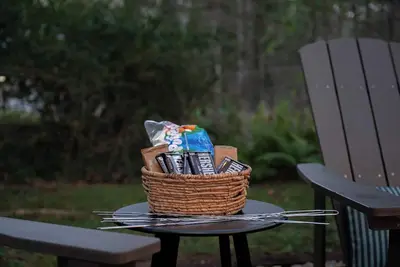 Image de Family Fun Cabin in the Poconos - Hot Tub, Game Room & Firepit